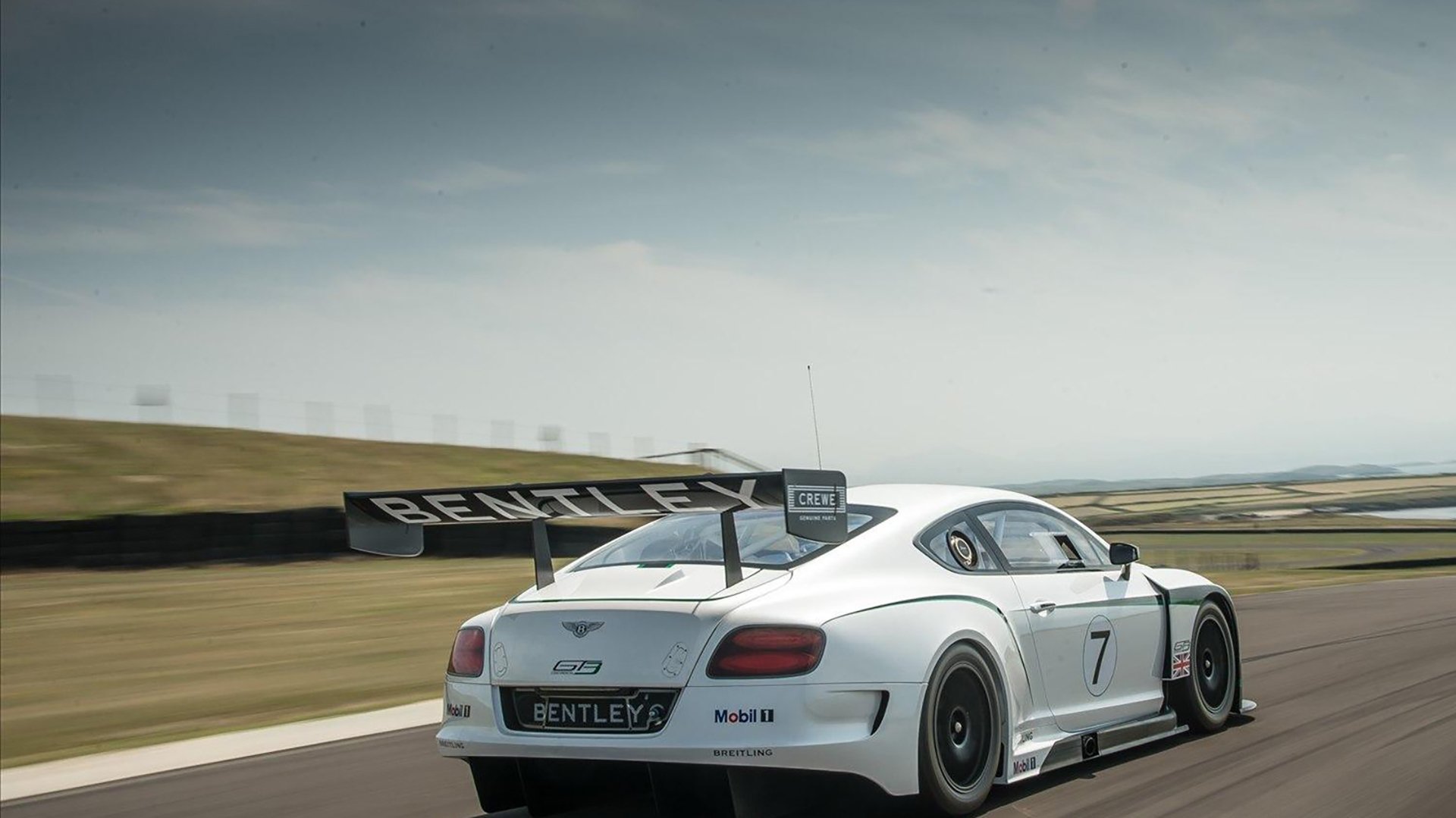 德甲新赛季商业赞助报告,德甲商业化